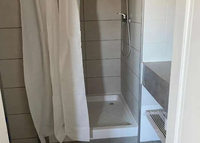 Saint Florent Parking Prive ستراسبورغ